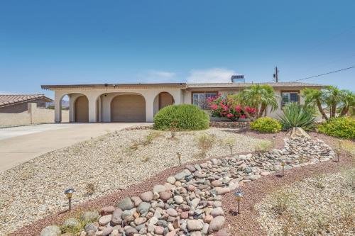 Lake Havasu City House | Pet-Friendly Lake Havasu City Home 5 Mi to Marina