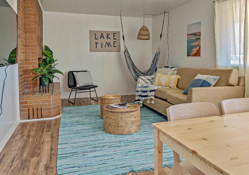 Kanab Hotel | Pet-Friendly Near Zion - Hot Tub Downtown Kanab