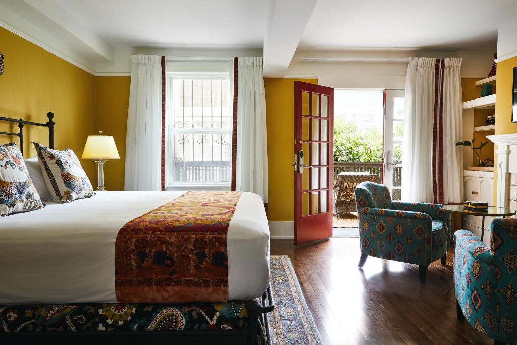 Lower Nob Hill Hotel | Petite Auberge