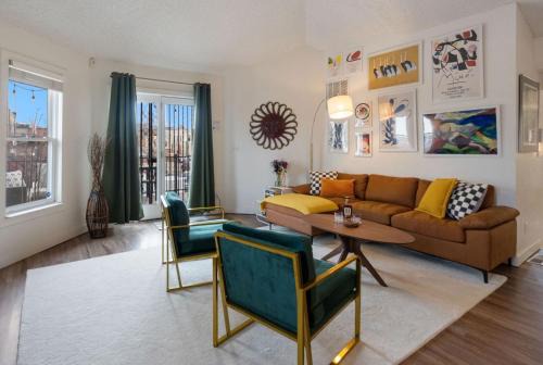 Fort Collins Villa | Pine Street Loft Steps from Old Town Square