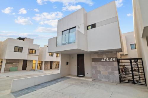 Playas De Tijuana House | Playas de Tijuana