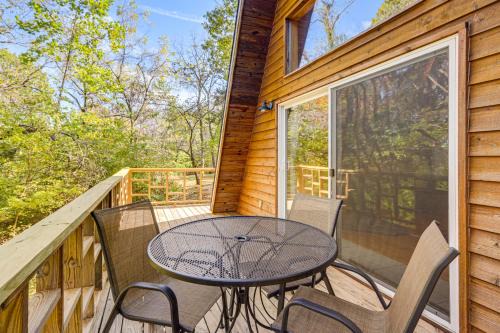Eureka Springs House | Pond Mountain Springs 'Hawk Cabin,' 4 Mi to Dtwn