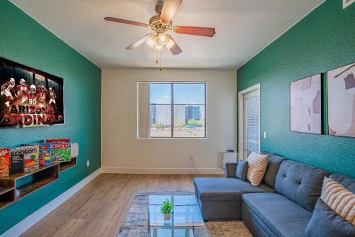 Glendale Sports and Entertainment District Apartment | Posh 1BD Walk to Westgate Pool Gym WD