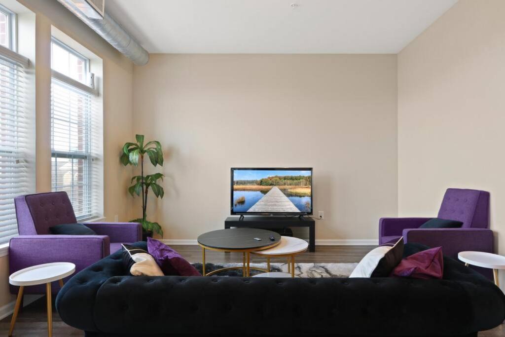 Downtown Indianapolis Apartment | Private Bed Downtown INDY - Shared