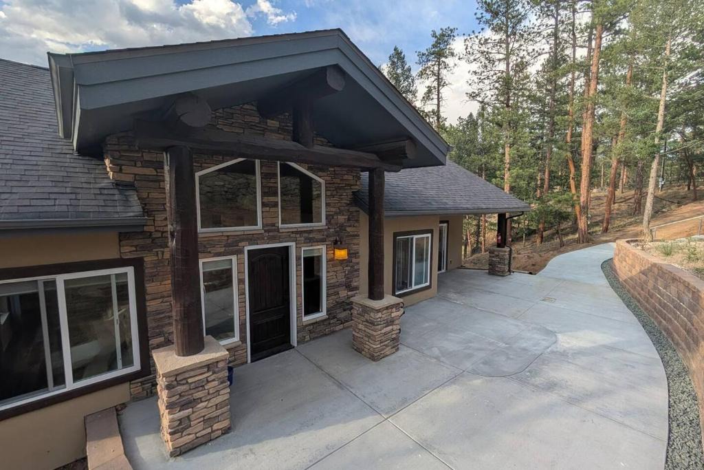 Sedalia House | Private Mountain Sanctuary in Pike National Forest