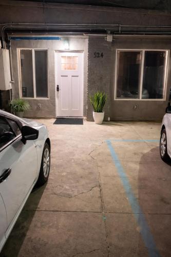 Los Angeles Hostel | Private Studio Near USC & LA Coliseum