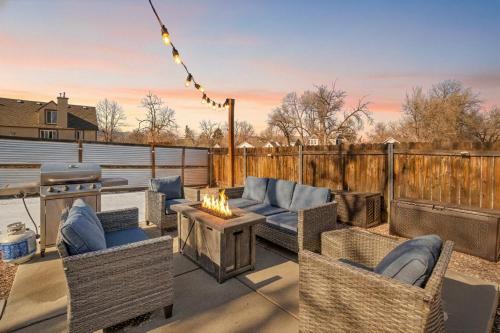 Central Colorado Springs House | Prospect Estate Steps to Memorial Park w Hot Tub