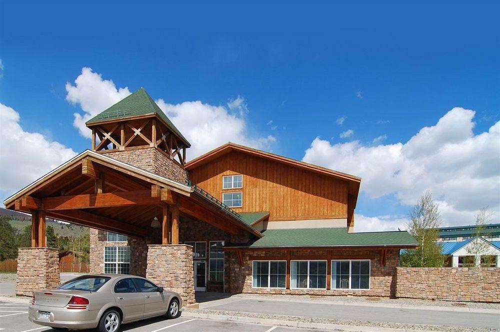 Silverthorne Hotel | Quality Inn and Suites Summit County