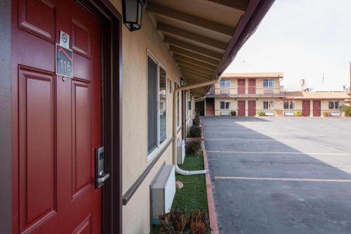 Bishop Hotel | Quality Inn Bishop near Mammoth