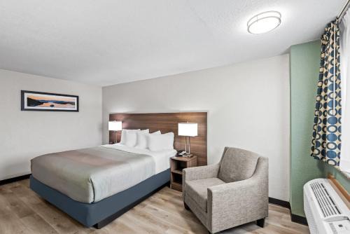 West Des Moines Hotel | Quality Inn West Des Moines I-80 & I-235