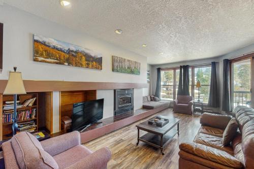 Keystone Apartment | Quicksilver 1654