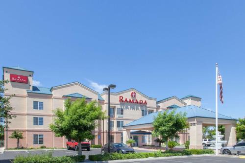 Sierra Sky Park Hotel | Ramada by Wyndham Fresno Northwest