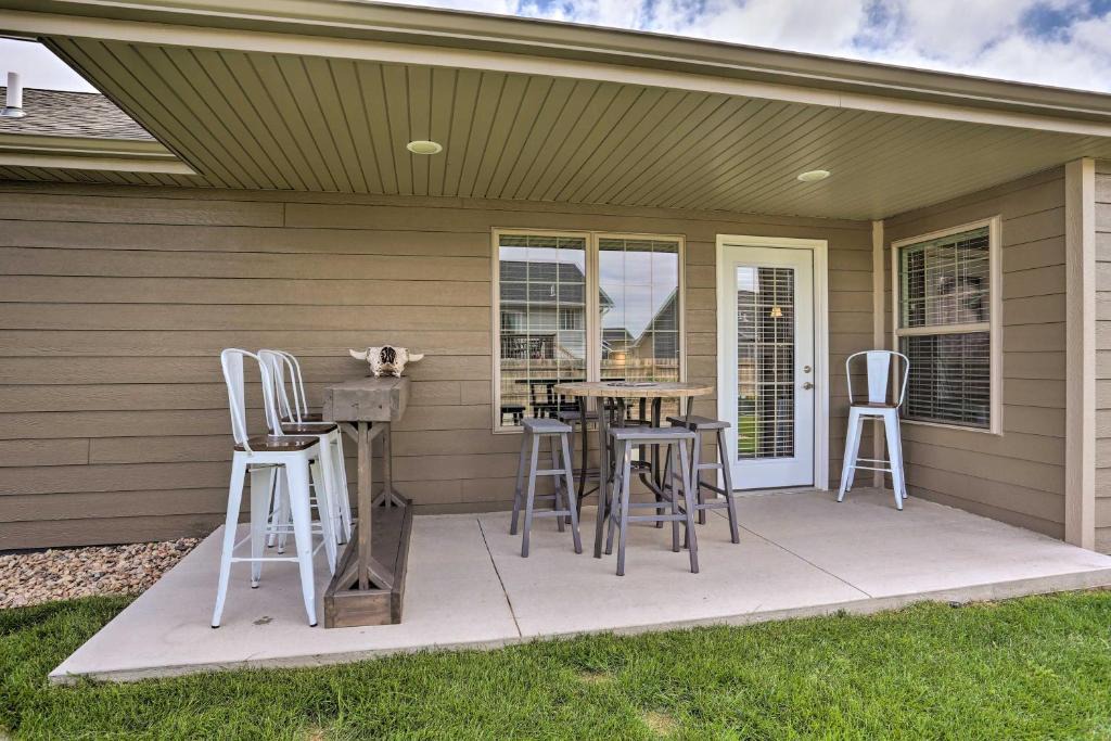 Rapid Valley House | Rapid City, Final Rally Weekend Base w/Patio