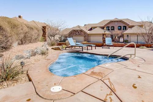 Washington House | Red Coral Retreat near Zion NP, pets welcome
