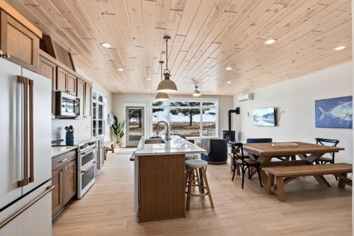 Garrison Villa | Red House #5A