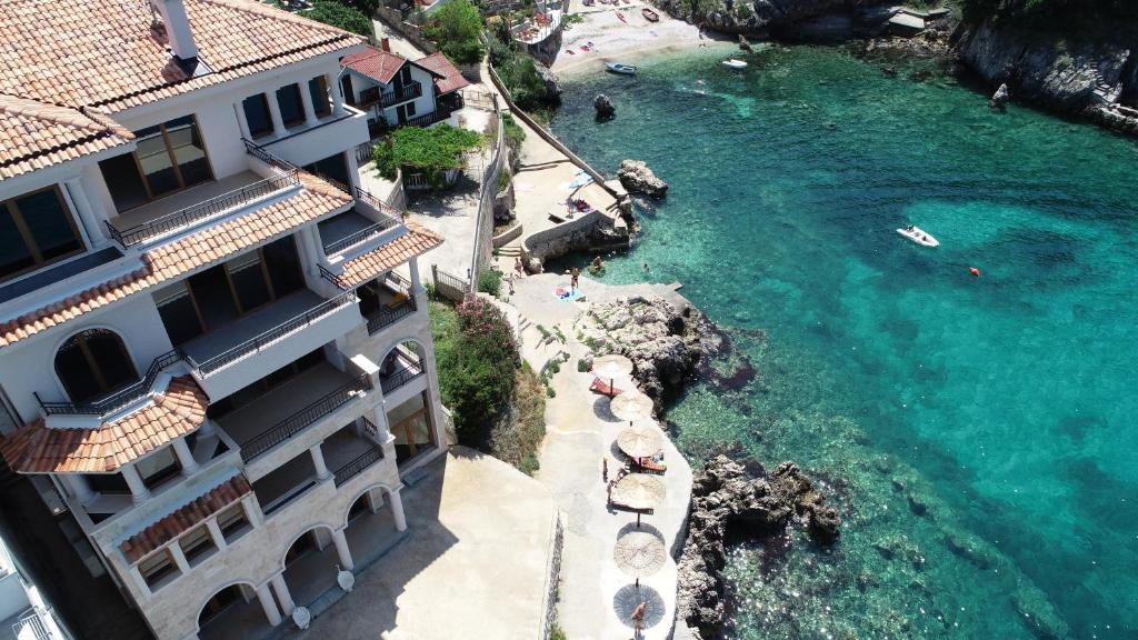 Utjeha Hladna Uvala Hotel | Regina del Mare