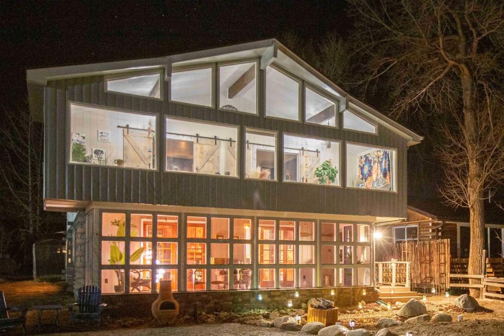 Twin Lakes House | Remodeled Lake Cabin, Stunning Mtn View, New Patio
