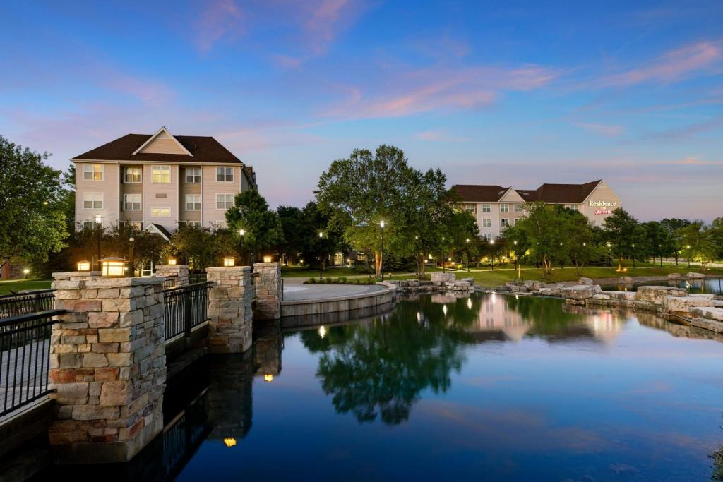 West Des Moines Hotel | Residence Inn by Marriott Des Moines West at Jordan Creek Town Center