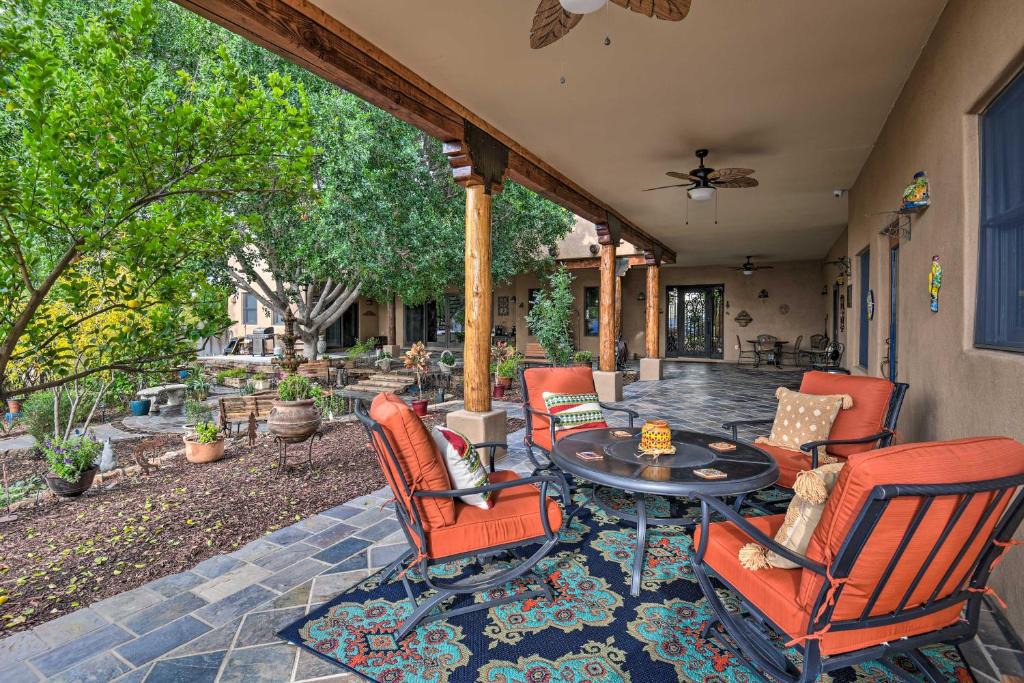 Mesa House | Rest Easy in Mesa! Home w/Hot Tub & Shared Yard