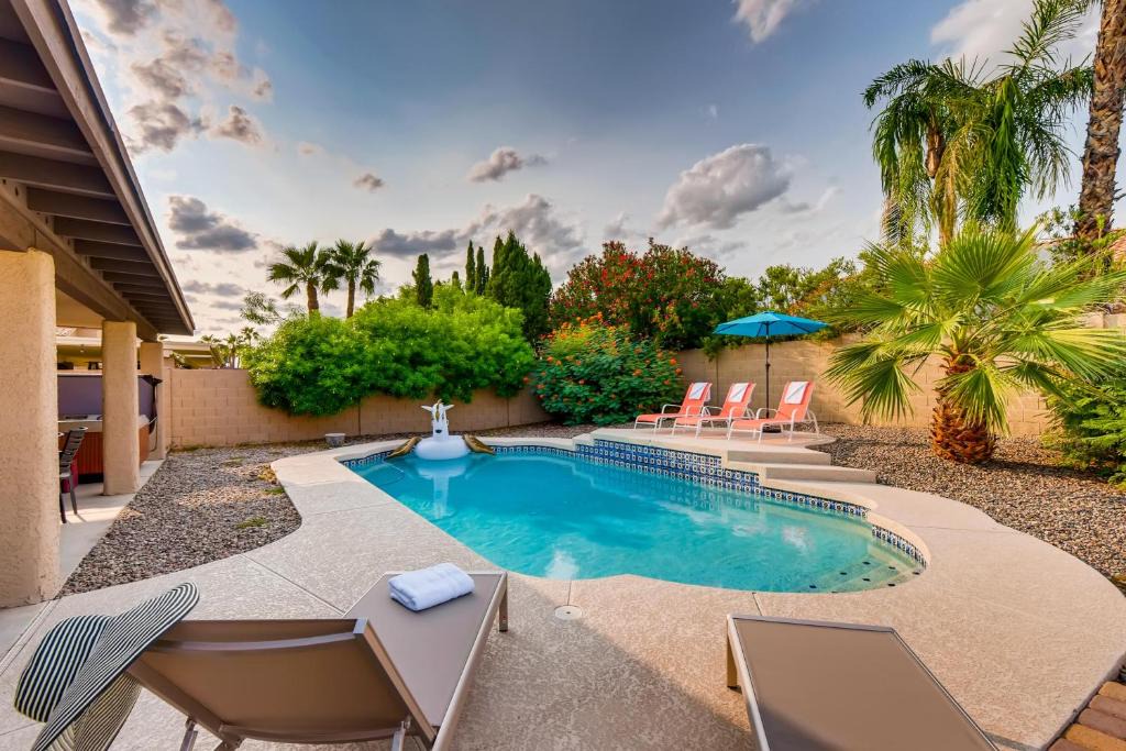 Paradise Valley Village House | Retro Glam Hollywood