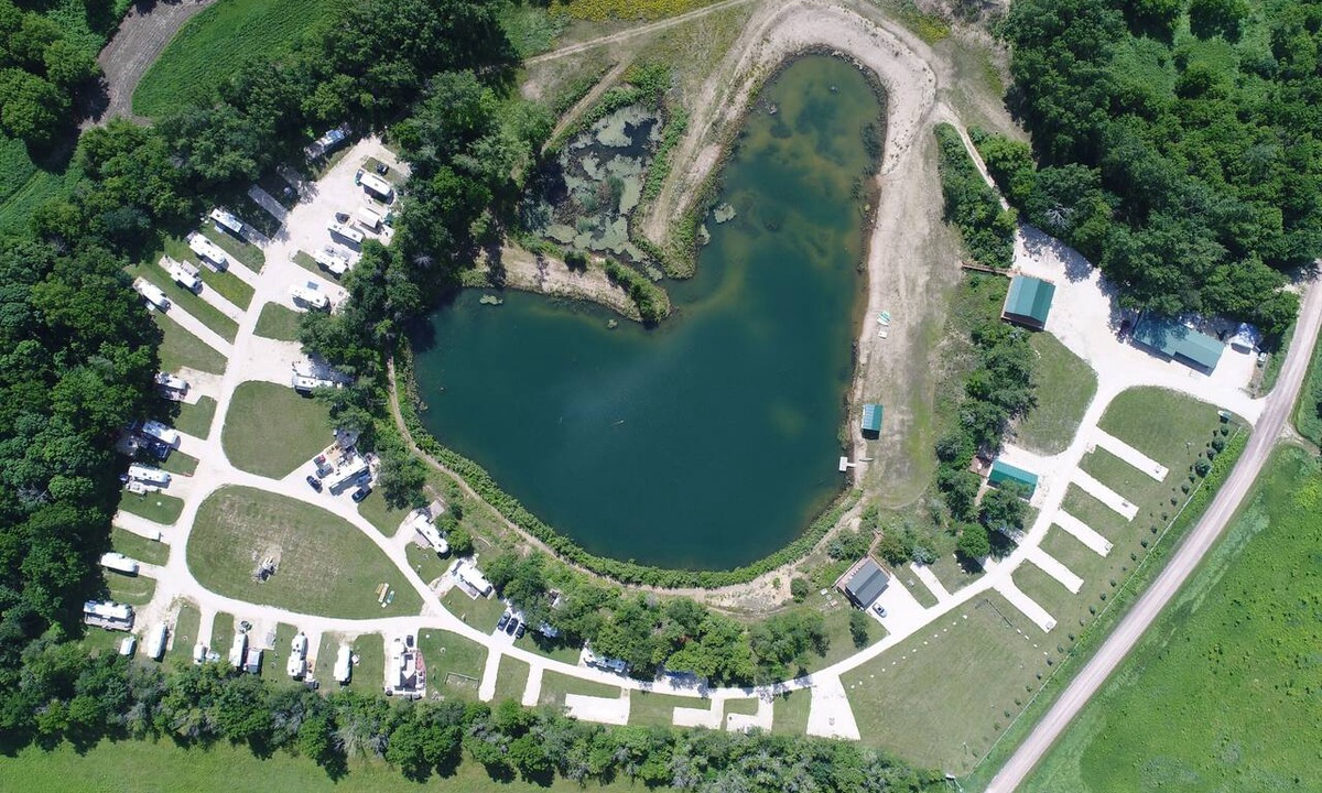 Littleport RV Rental | River Valley Campground