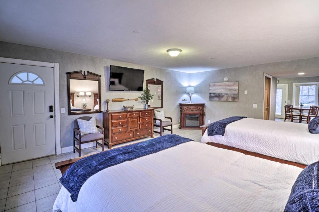 Lakeview Apartment | Riverside Studio: Trophy Trout Fishing On-Site