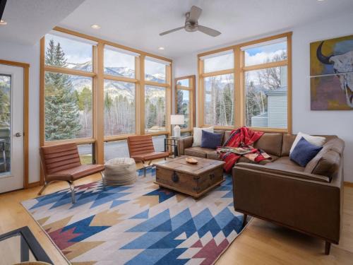 Moose Wilson Road Apartment | RMR: Windflower 2121 Condo in The AspensWilsonWY