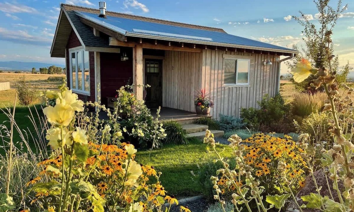 Belgrade Cabin | Ross Creek Cabin #2