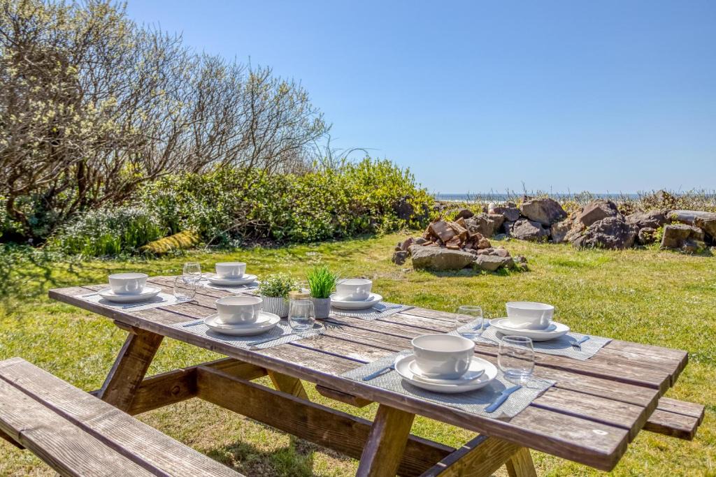 Yachats House | Rustic Retreat