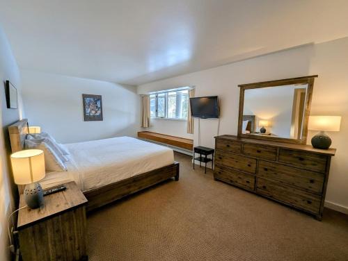 Keystone House | Saints John 2505 by SummitCove Lodging in colorado