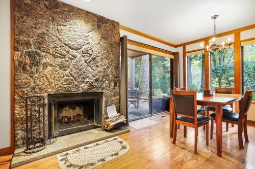 Welches House | Salmon River Condo #5