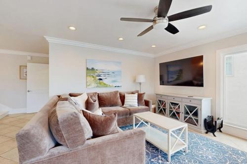 San Clemente House | San Clemente - Monterey A