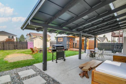 Bozeman Apartment | Sauna, Gas Grill & More! Belgrade Duplex