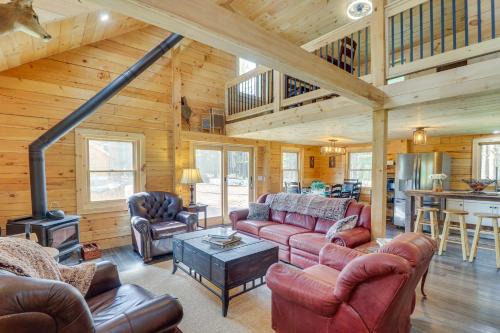 Bigfork House | Secluded Cabin w/Mtn Views ~ 33 Mi to Bigfork!