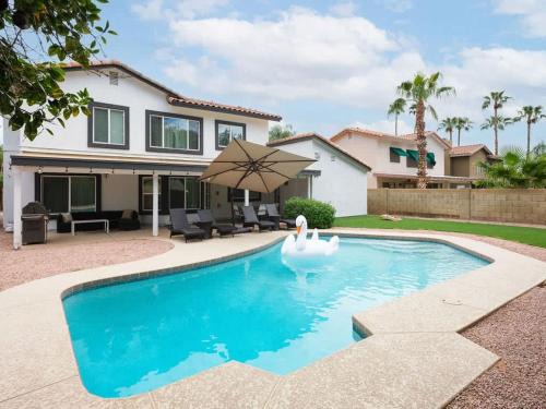 Paradise Valley Village House | Sereno - Sparkling Pool - Near Scottsdale Quarter