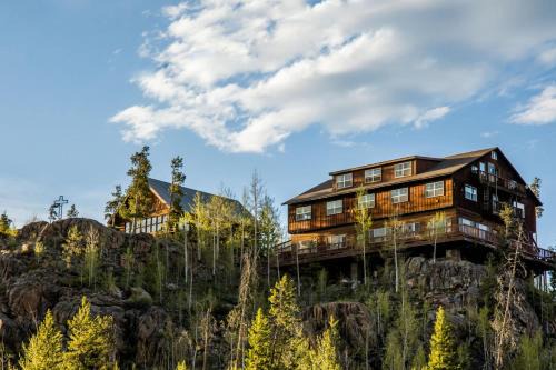 Grand Lake Cabin | Shadowcliff Mountain Lodge & Retreat Center