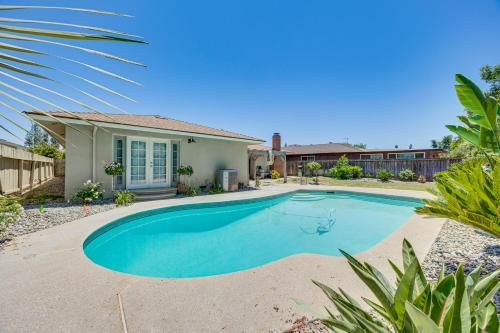 Raisin House | Shop, Hike & Explore: Fresno Home w/Private Pool!