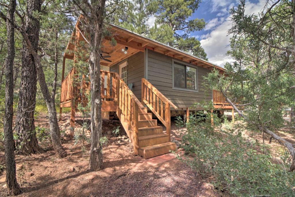 Show Low House | Show Low Home with Deck and Grill - 13 Mi to Hon-Dah!