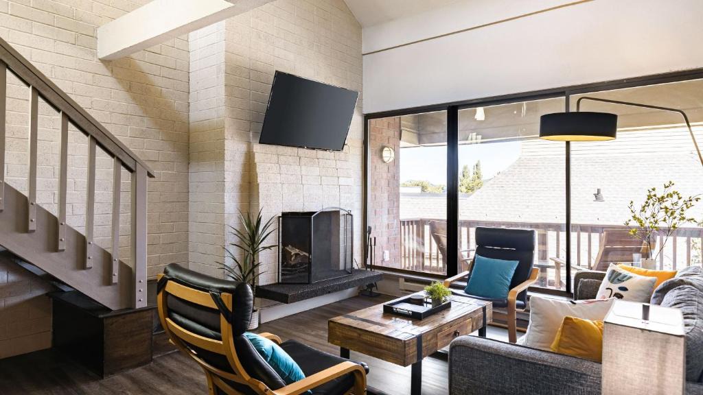 North Park City Apartment | Silvertown by AvantStay