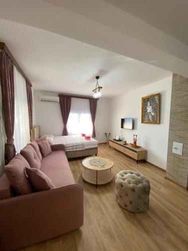 Karuc Apartment | Skadar Lake Apartment -Anja