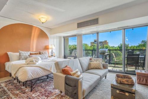 Central Colorado Springs Apartment | Skyview Studio Downtown Colorado Springs