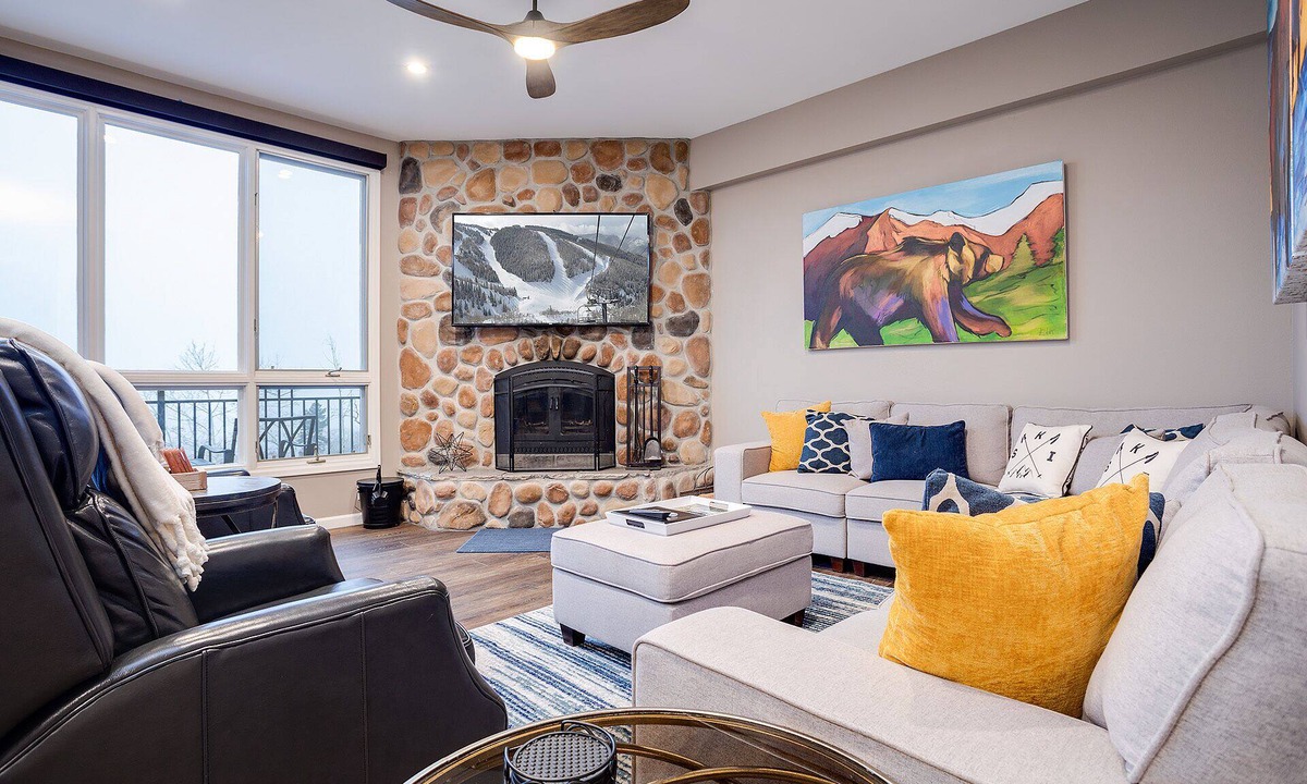 Steamboat Springs Condo | SL300 | Modern Penthouse | Views | Pool | Hot Tub | 100 Yds to Lift