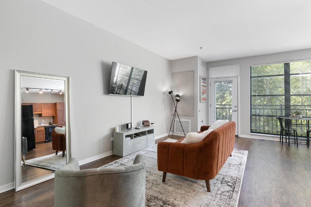 DeBaliviere Place Apartment | Sleek & Modern 1bd Apt