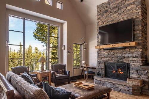 Big Sky House | Slopeside at Cowboy Heaven