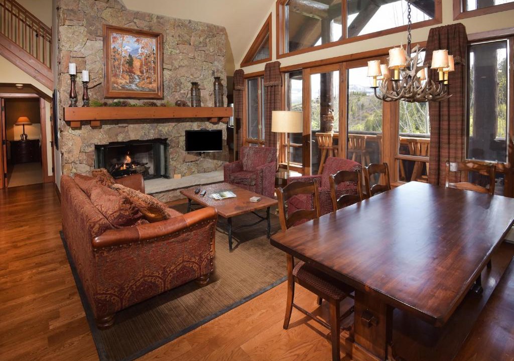 Avon Apartment | Snowcloud 505SC
