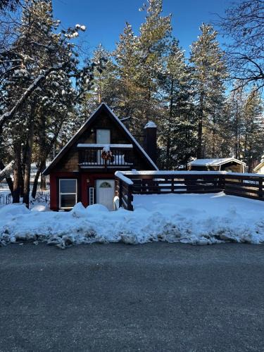 Arrowbear Lake House | Snuggle Inn Cabin