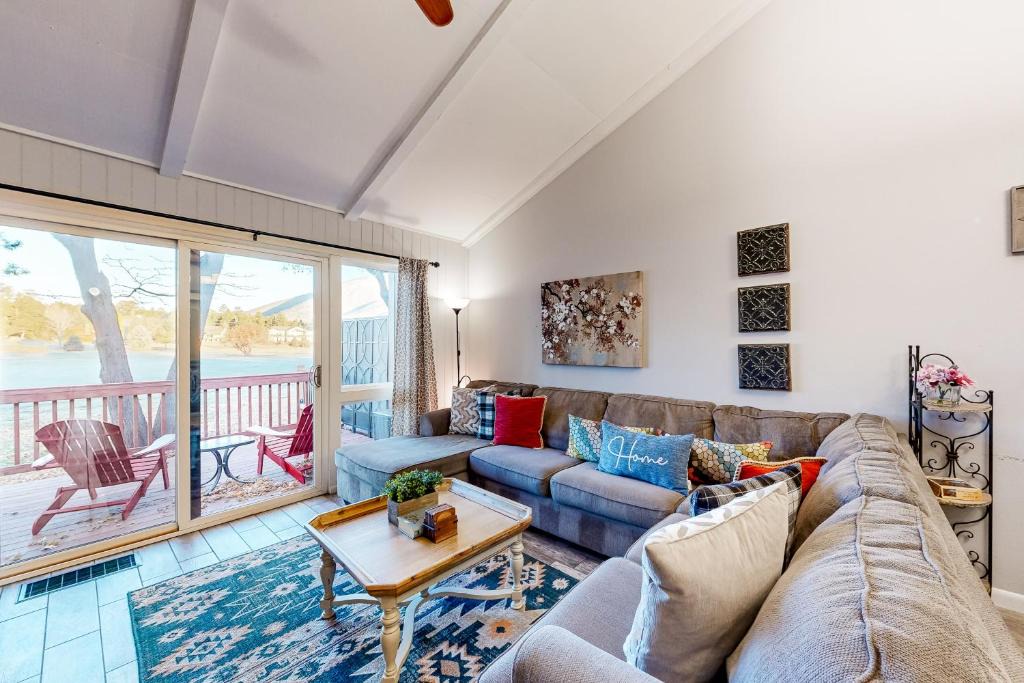 Flagstaff House | Solar Serenity