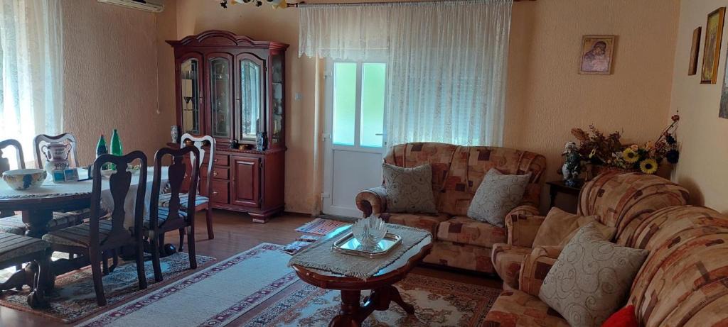 Karuc House | Sotonići home