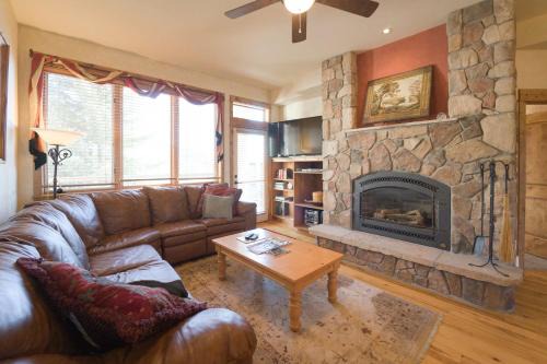 Steamboat Springs Apartment | Spa at Storm Meadows - Chamonix III