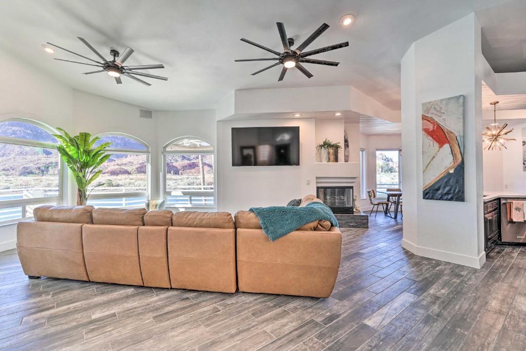 Parker Strip House | Spacious Parker House on the Colorado River!